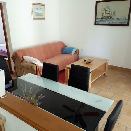 Apartman Fox Lägenhet Pirovac Exteriör bild