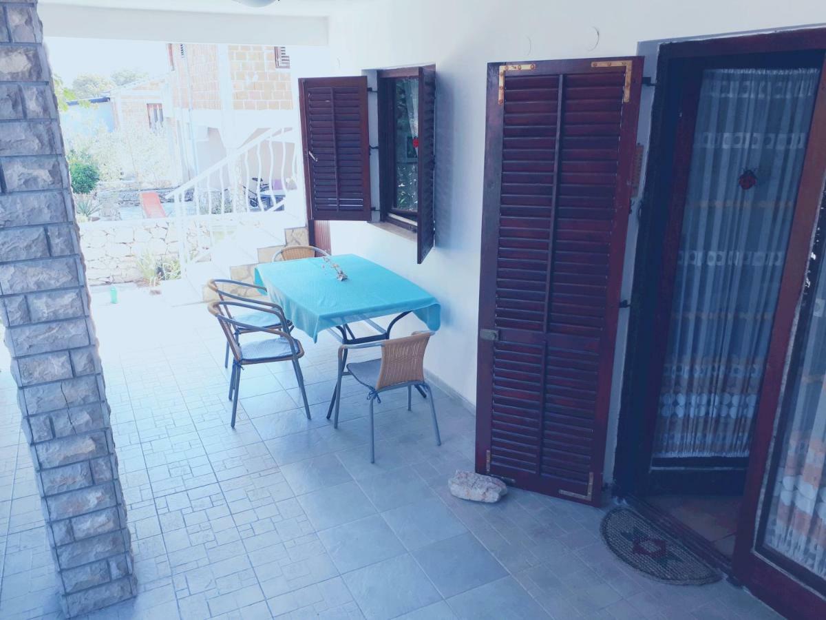 Apartman Fox Lägenhet Pirovac Exteriör bild