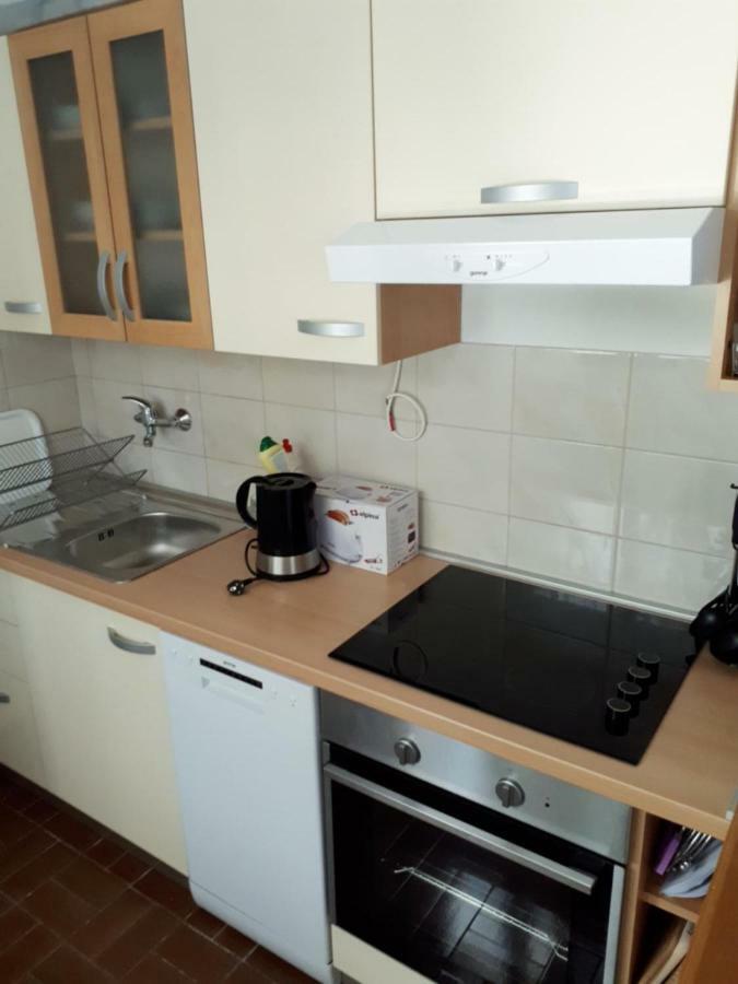 Apartman Fox Lägenhet Pirovac Exteriör bild